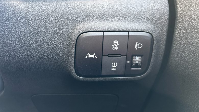 Hyundai i10 1.0 MPi SE Connect 5dr Petrol Hatchback